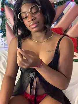 Snapshot of Tamara_Lubezkii chatting on 12-07-24, 07:43 Tamara Lubezkii online show from 12-07-24, 07:43