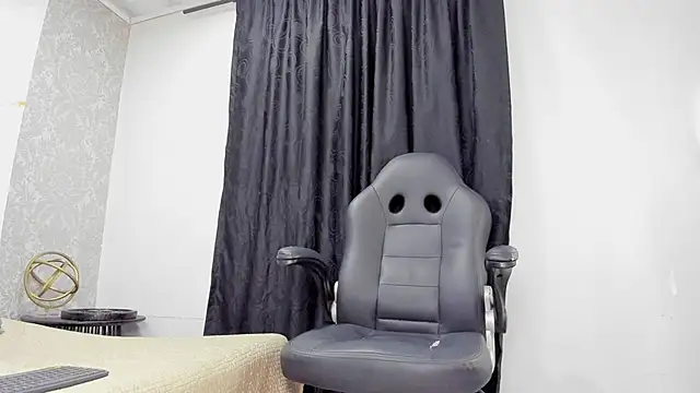 andrew rose  online show from 03-21-25, 03:22