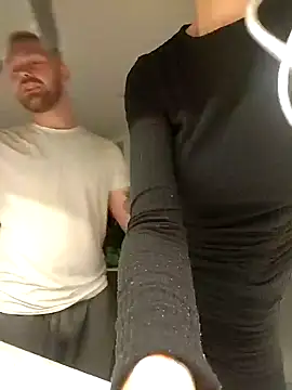 m married online show from 12-21-24, 04:41