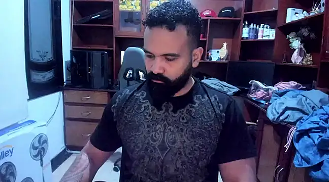 Snapshot of Drako_Argentii chatting on 12-14-24, 03:29 Drako Argentii online show from 12-14-24, 03:29