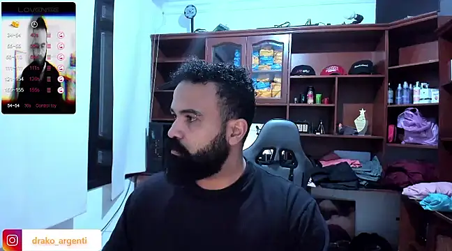 Snapshot of Drako_Argentii chatting on 12-26-24, 11:24 Drako Argentii online show from 12-26-24, 11:24