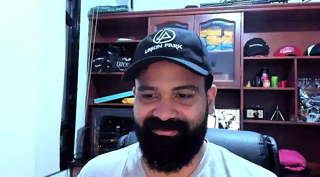 Snapshot of Drako_Argentii chatting on 01-31-25, 12:29 Drako Argentii online show from 01-31-25, 12:29