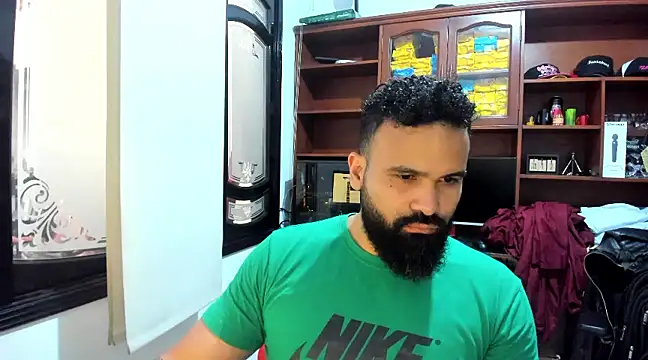 Snapshot of Drako_Argentii chatting on 02-13-25, 07:42 Drako Argentii online show from 02-13-25, 07:42