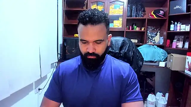 Snapshot of Drako_Argentii chatting on 03-05-25, 03:51 Drako Argentii online show from 03-05-25, 03:51