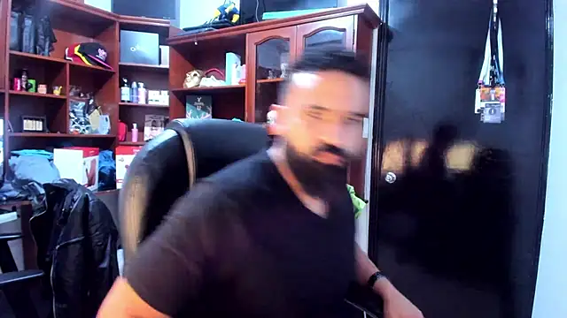 Snapshot of Drako_Argentii chatting on 03-07-25, 08:23 Drako Argentii online show from 03-07-25, 08:23