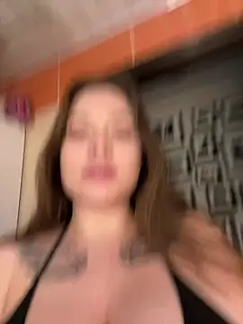 Vikki toriya online show from 01-10-26, 06:20