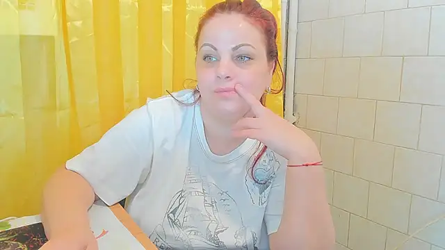 Snapshot of Adelamilfsex chatting on 01-25-25, 10:07 Adelamilfsex online show from 01-25-25, 10:07