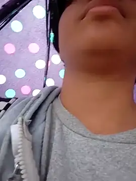 Emmapark  online show from 03-07-25, 06:43