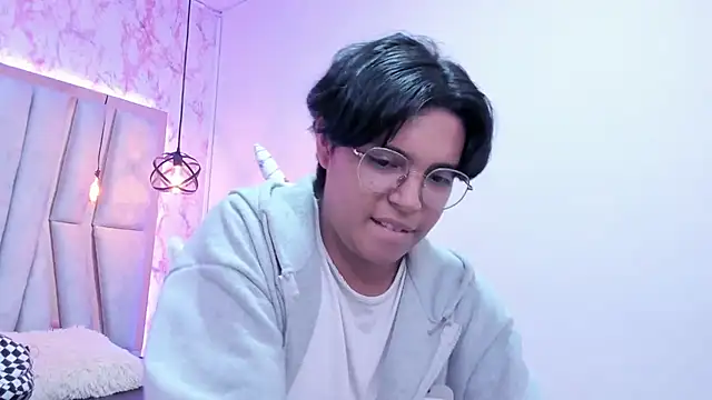 Emmapark  online show from 03-11-25, 07:25