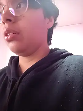 Emmapark  online show from 03-12-25, 06:44