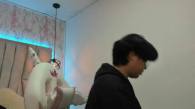 Emmapark  online show from 03-22-25, 11:21