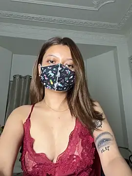 Snapshot of Jen_jennyy1 chatting on 03-14-25, 10:05 Jen jennyy1 online show from 03-14-25, 10:05