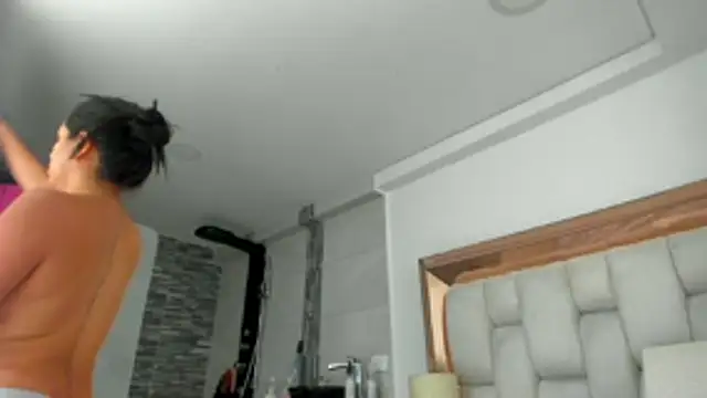 emilyparkerr01 online show from 11-28-25, 10:45