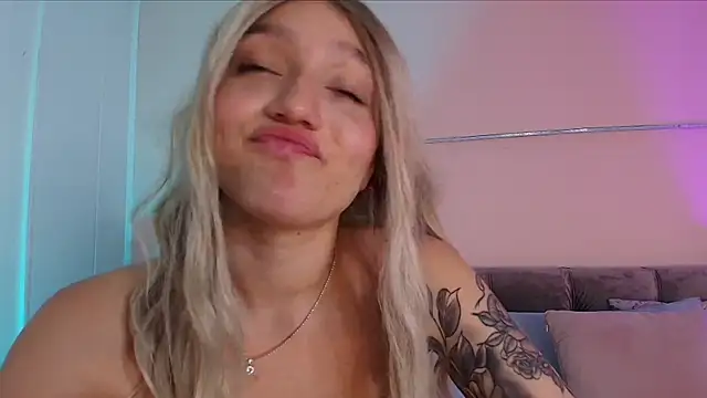 Giaa Ross online show from 01-22-25, 05:49