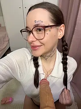 fuckdoll 18 online show from 11-30-25, 08:18