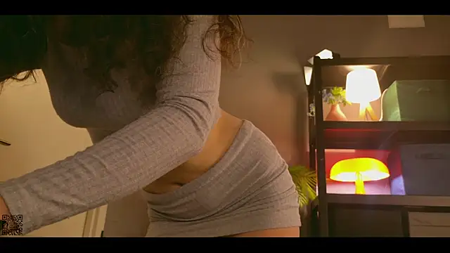 Miley Smile online show from 09-29-25, 05:34