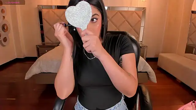 AlyssaDean online show from 02-03-26, 11:37