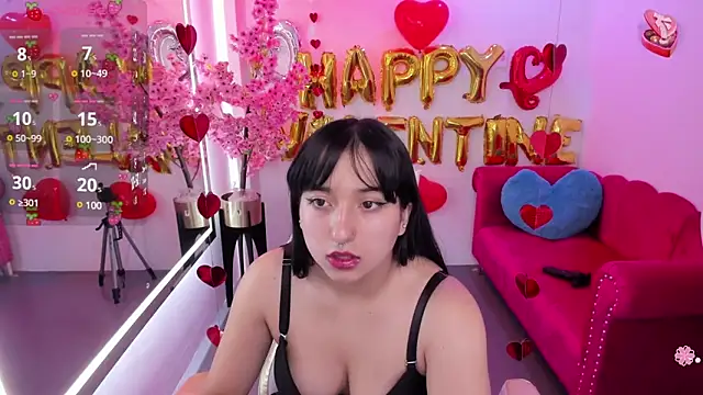 Miss dolly  online show from 02-15-25, 12:33