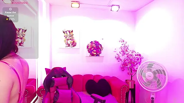 Miss dolly  online show from 03-14-26, 12:21