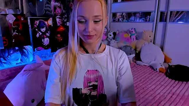 Snapshot of Cute__Pony chatting on 03-11-26, 09:54 Cute Pony online show from 03-11-26, 09:54