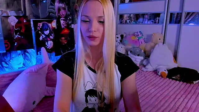 Snapshot of Cute__Pony chatting on 03-22-26, 10:13 Cute Pony online show from 03-22-26, 10:13