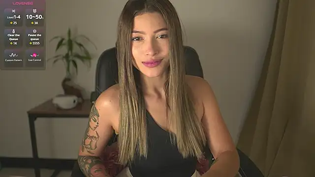 AyraSmith  online show from 06-30-26, 12:00