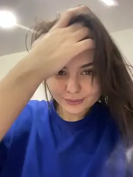 Snapshot of NikaMur chatting on 12-28-24, 11:48 NikaMur online show from 12-28-24, 11:48