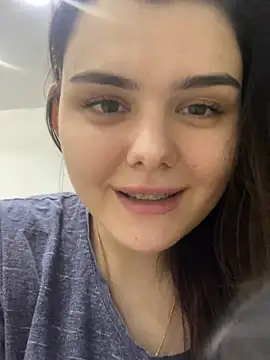 Snapshot of NikaMur chatting on 01-08-25, 12:26 NikaMur online show from 01-08-25, 12:26