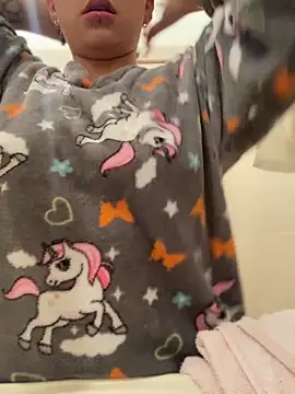 CharlotteScotte online show from 12-30-24, 10:21