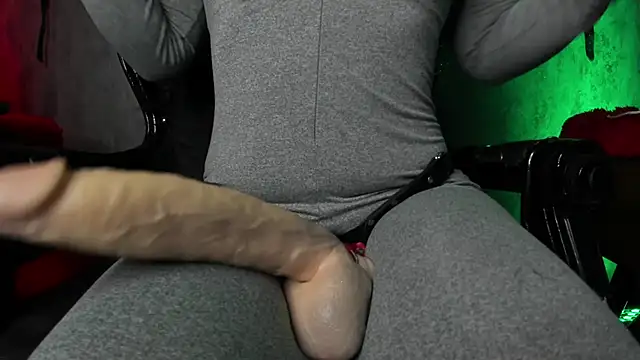 CharlotteScotte online show from 01-14-25, 05:56