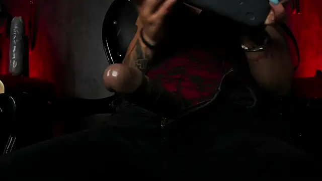 CharlotteScotte online show from 01-21-25, 06:23