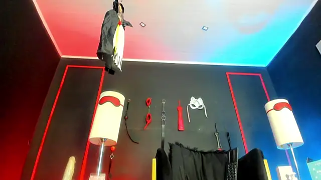 CharlotteScotte online show from 10-17-25, 12:08