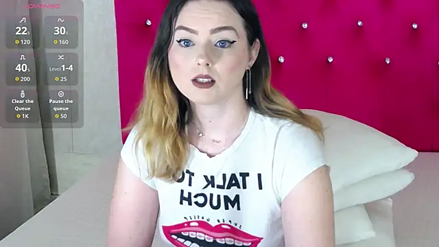 Snapshot of Erryka chatting on 01-09-26, 06:49 Erryka online show from 01-09-26, 06:49