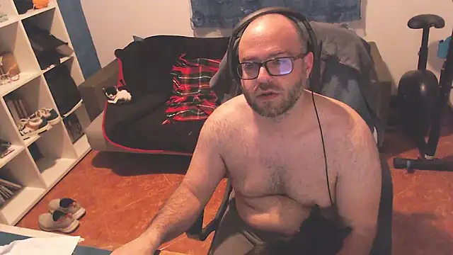 ravingr4d4 online show from 03-04-25, 01:12