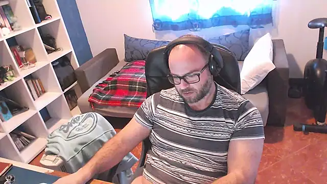 ravingr4d4 online show from 03-10-25, 03:20