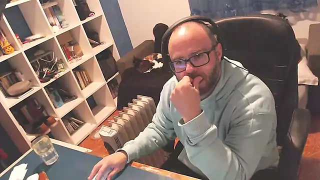 ravingr4d4 online show from 03-14-25, 10:16