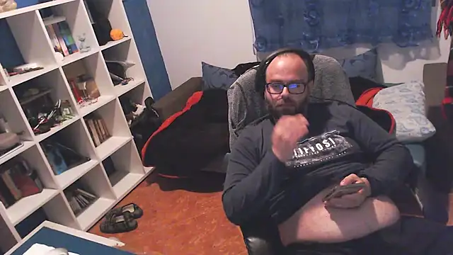 ravingr4d4 online show from 03-20-25, 01:02