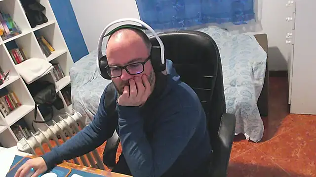 ravingr4d4 online show from 02-10-26, 09:02