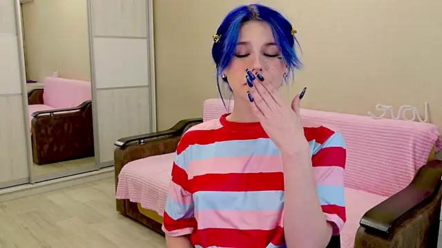 Alisa Black Star online show from 12-22-24, 08:16