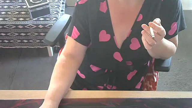 Silvia2277 online show from 05-18-26, 08:31