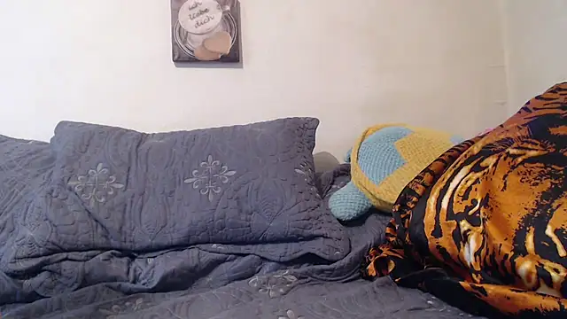 Andra Love online show from 01-21-25, 07:28