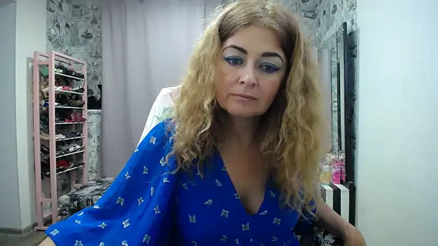 Helen1974 online show from 07-10-26, 09:39