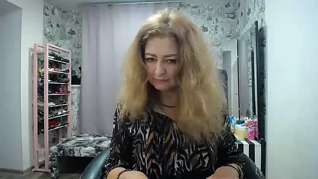 Helen1974 online show from 07-11-26, 07:16