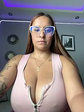 Snapshot of Seized_lust chatting on 01-24-25, 09:47 Seized lust online show from 01-24-25, 09:47