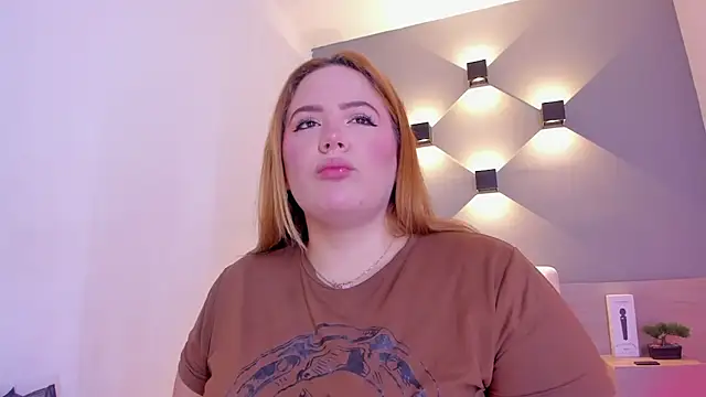 sophiarossee  online show from 01-29-25, 12:24