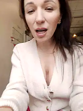 Brilliant-Queen1 online show from 01-09-26, 12:24