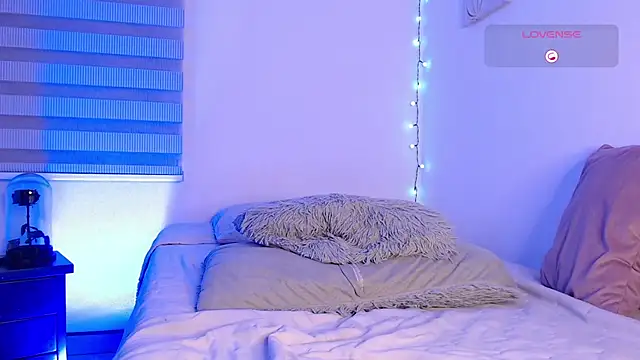 Snapshot of Megan_FE chatting on 02-04-26, 12:38 Megan FE online show from 02-04-26, 12:38