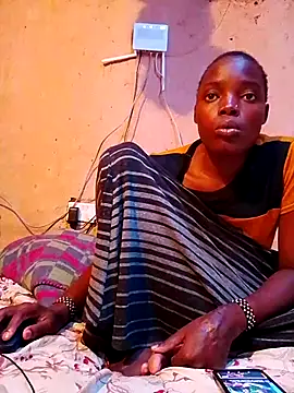 cute naimah online show from 11-18-25, 05:28