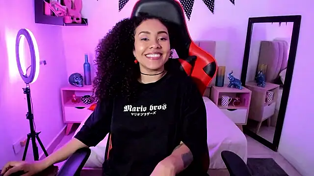 Zoe Gruber online show from 12-02-24, 02:42