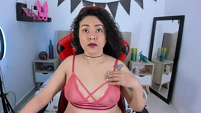 Zoe Gruber online show from 12-12-24, 11:36